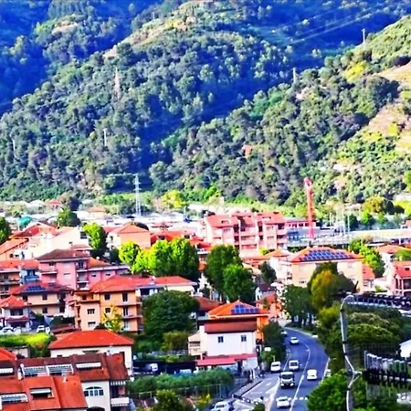 Daire Apartmento Olga Camporosso (Liguria)